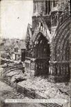 CPA Reims La cathedrale apres le bombardement Militaria 
