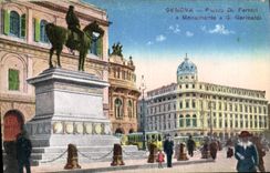 VINTAGE POSTCARD Genova Prazze De Ferrari has Monumento has G Garibaldi