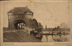 VINTAGE POSTCARD Worms Eisenbahnbrucke Boat