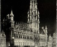 POSTAL MODERNA el ayuntamiento de Bruselas ilumina