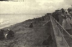 REPRO Lucas en caminata del mar