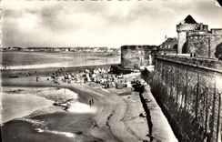 MODERN CARD Holy Malo Main beach