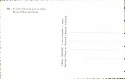 CPM Alger Statue de Jeanne D'Arc devant l'Hotel des Postes