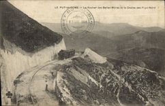 CPA Le Puy de Dome Le Rocher des Belles Meres et la Chaine des Puys Train