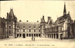 CPA Blois Le Chateu Aile Louis XII Facade interieure