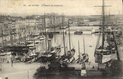 CPA Le Havre Le Bassin Du Commerce Bateaux