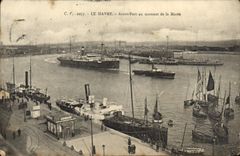 VINTAGE POSTCARD Le Havre before port at the time of the tide Boats