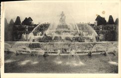 Paladar de la POSTAL de la VENDIMIA de Versalles el agua de De Latone Large del lavabo