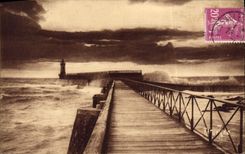 Tormenta de la POSTAL de la VENDIMIA con Sables d'Olonne