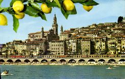 POSTAL MODERNA pintoresco Menton vista en el viejo hombre Menton amarillo limón