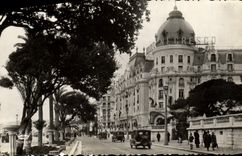 CPM Nice l'Hotel Negresco Et La Promenade Des Anglais