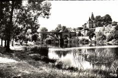 CPM La Roche Posay Les Bords De La Creuse