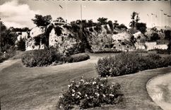 POSTAL MODERNA Caen el castillo