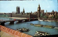 CPM Houses of Parliament Westminster Bridge London