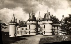 CPM Chaumont st Loire La Facade sur le Parc