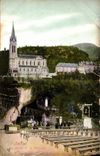 CPA Lourdes La Grotte et la basilique