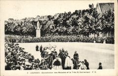 VINTAGE POSTCARD Heavy Blessing of the Patients and Very St Sacrament