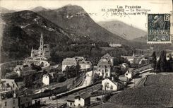 CPA Lourdes La Basilique Vue De la Route de Pau