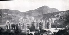 CPA Holyrood Palace & Arthur's seat Edinburgh