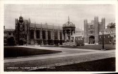 VINTAGE POSTCARD Cambridge The Great Short Trinity Collece