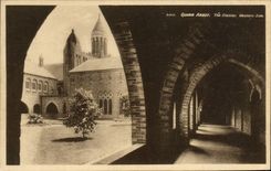 Abadía de Quarr de la POSTAL de la VENDIMIA el occidental lateral de Cloises