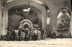 CPA Vichy La Source des Celestins