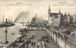 POSTAL Amberes de la VENDIMIA la etapa de aterrizaje el museo de Steen y de los barcos de Scheldt