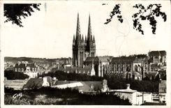 MODERN CARD Quimper arrows and the apse of the Cathedral