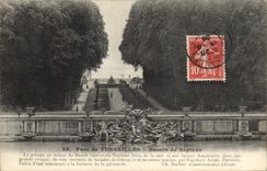 Lavabo del parque de Verailles de la POSTAL de la VENDIMIA de Neptuno