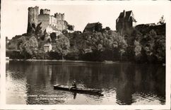 CPM Bourbon L'Archambaul Le Chateau Vu De l'Etang