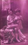 VINTAGE POSTCARD Bonnee Year Children
