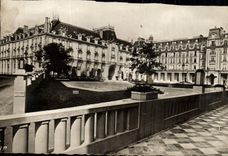 MODERN CARD Vittel the Large Hotel