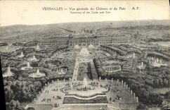 CPA Versailles Vue Generale Du Chateau Et du Parc