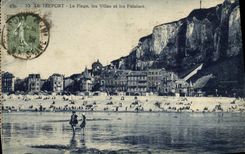 CPA Le Treport La Plage Les Villas Et Les Falaises