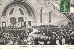 CPA Lourdes Benediction Du Saint Sacrement