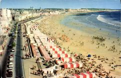 CPM Les Sables d'Olonne La Plage