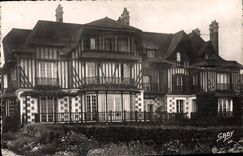 MODERN CARD Benerville on Sea flowers