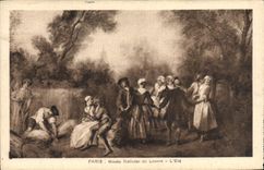 VINTAGE POSTCARD Paris National museum Of Louvre the summer