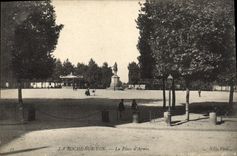 VINTAGE POSTCARD the Rock On Yon the Place Of Napoleon Weapons 1st