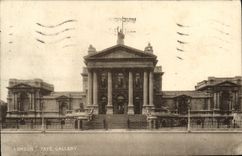 VINTAGE POSTCARD London Touches Gallery