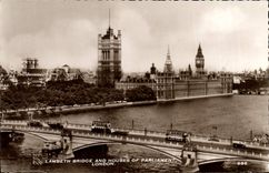 VINTAGE POSTCARD Lambeth Bridge and Houses off Parliament London