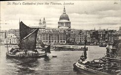 VINTAGE POSTCARD St Paul' S Cathedral from the Thames London Boats