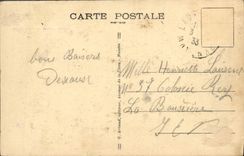 Bordes de Laval de la POSTAL de la VENDIMIA de Mayenne y Basilique de Avesnieres