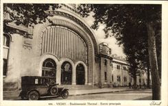 CPA Vichy Etablissement Thermal Entree Principale Automobile