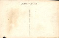 CPA Une Jeune Paysanne Megeve Folklore