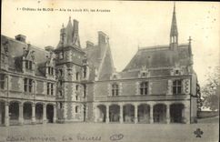 CPA Chateau De Blois Aile De Louis XII Les arcades