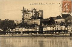 CPA Saumur Le Chateau Fort et la Loire