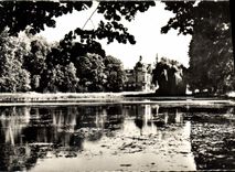 POSTAL MODERNA el castillo de Chantilly el parque