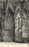 VINTAGE POSTCARD Cathedral De Soissons Small northern Gate