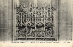 CPA Cathedrale d'Amiens L'Ancien et le Nouveau Testament Bas relief